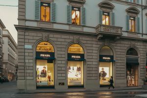 Şeytan Marka Geri Dönüyor