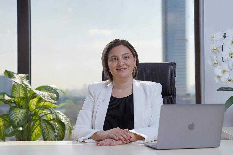 Yildiz Tilbe AI