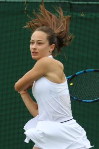 zeynep sönmez kimdir