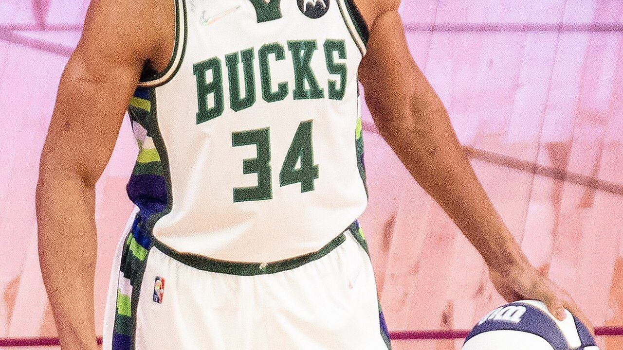 giannis antetokounmpo kimdir