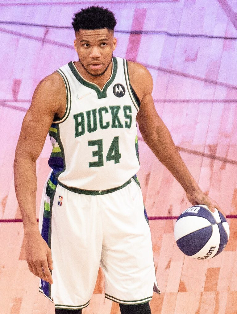 giannis antetokounmpo kimdir