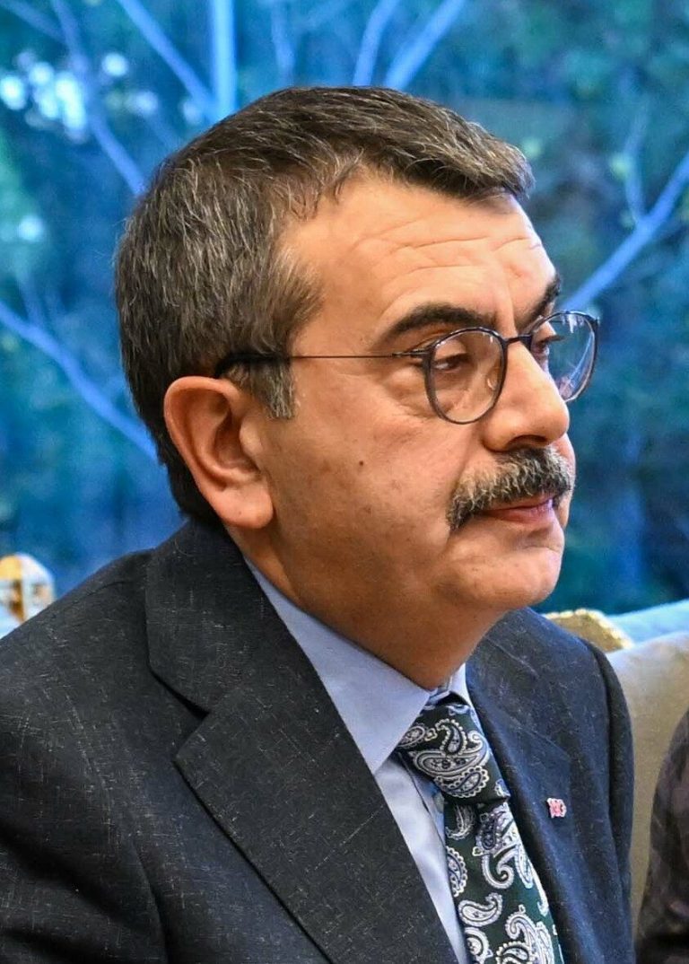 yusuf tekin kimdir