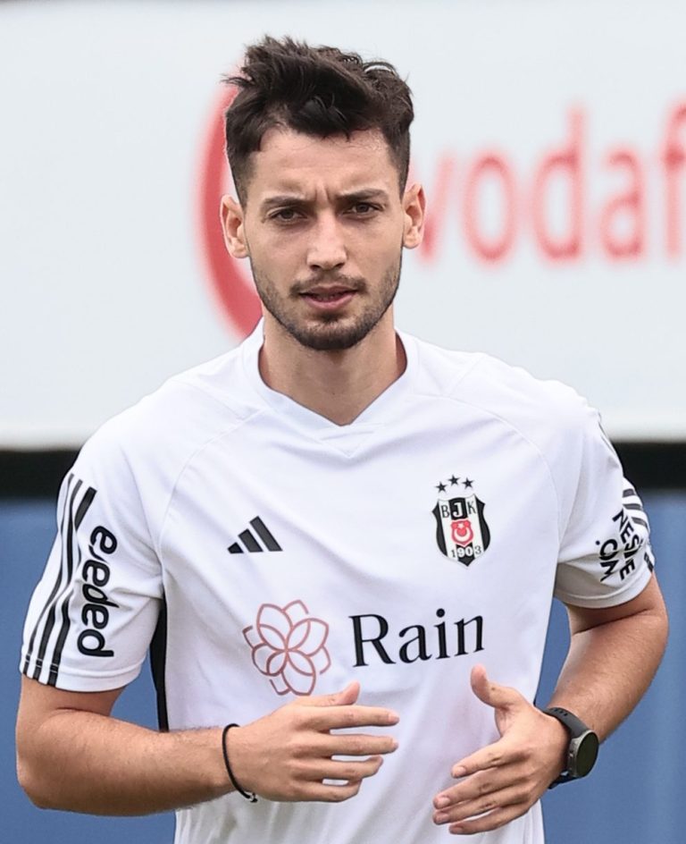 tayyip talha sanuç kimdir
