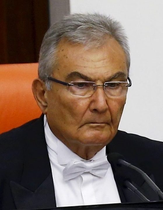 deniz baykal kimdir