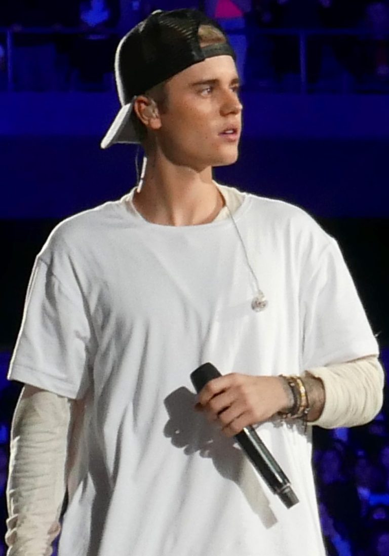 justin bieber kimdir