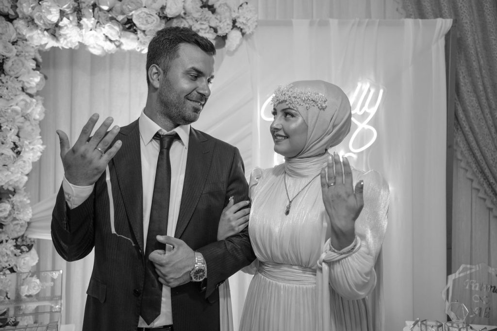 Burak Şafak nişanlandı