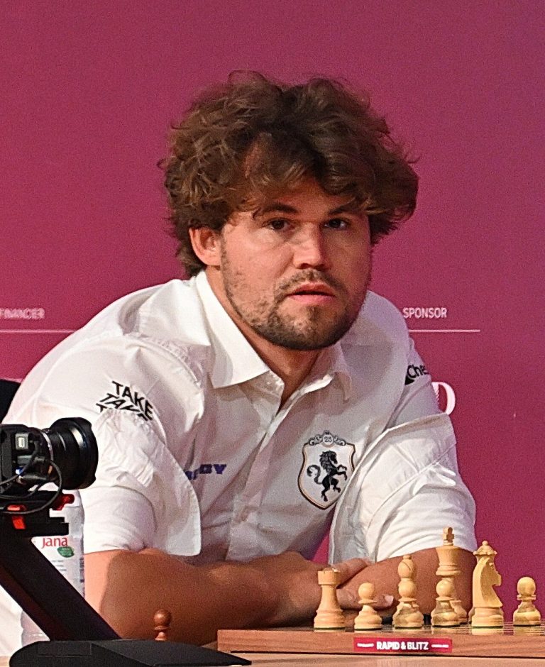 Magnus Carlsen Esports Kupası