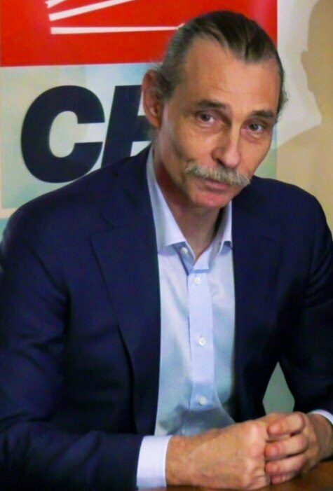 erdal beşikcioğlu kimdir
